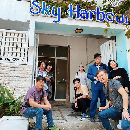 Sky Harbour Hostel Da Nang Buitenkant foto