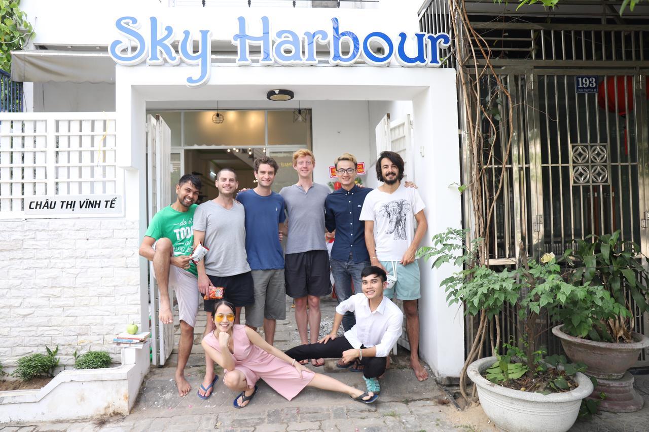 Sky Harbour Hostel Da Nang Buitenkant foto