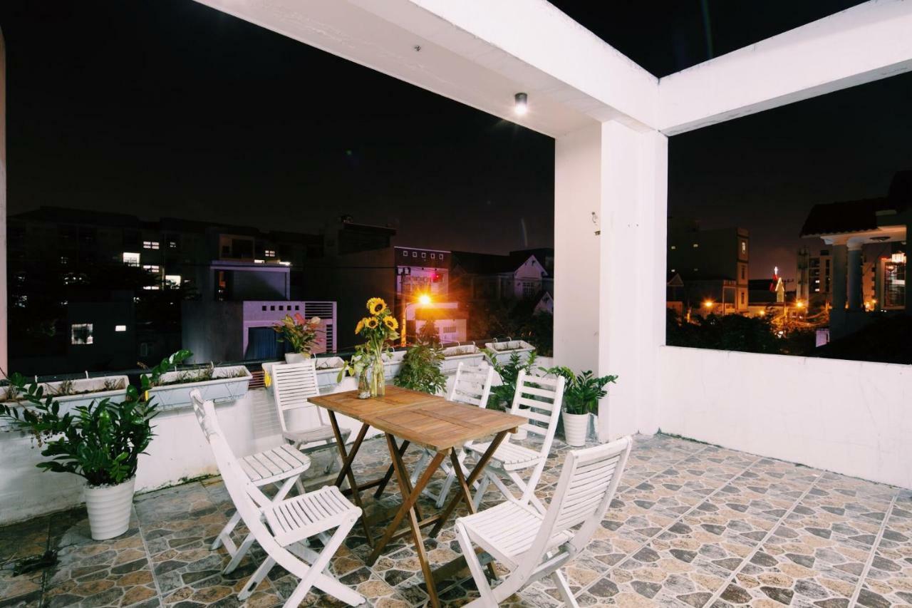 Sky Harbour Hostel Da Nang Buitenkant foto