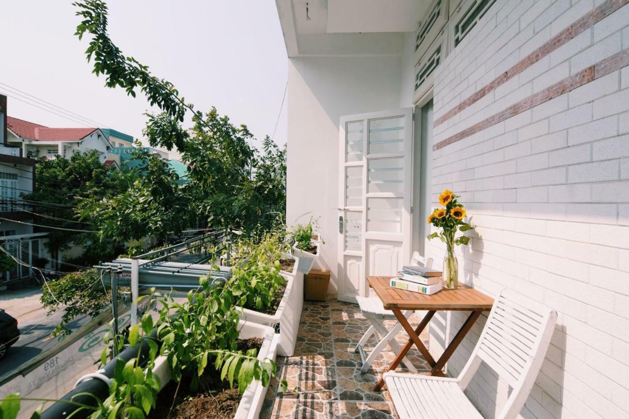 Sky Harbour Hostel Da Nang Buitenkant foto